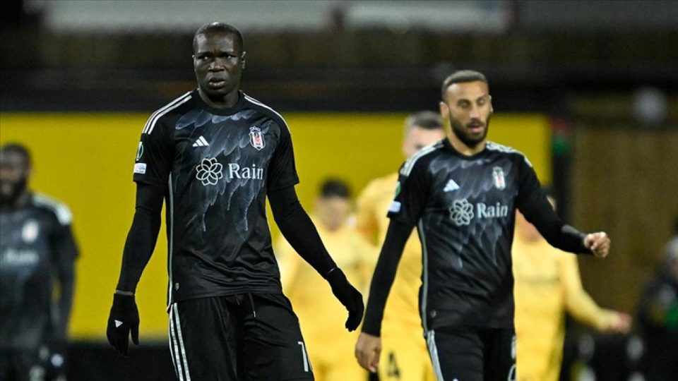 Beşiktaş’a üç oyuncudan kötü haber