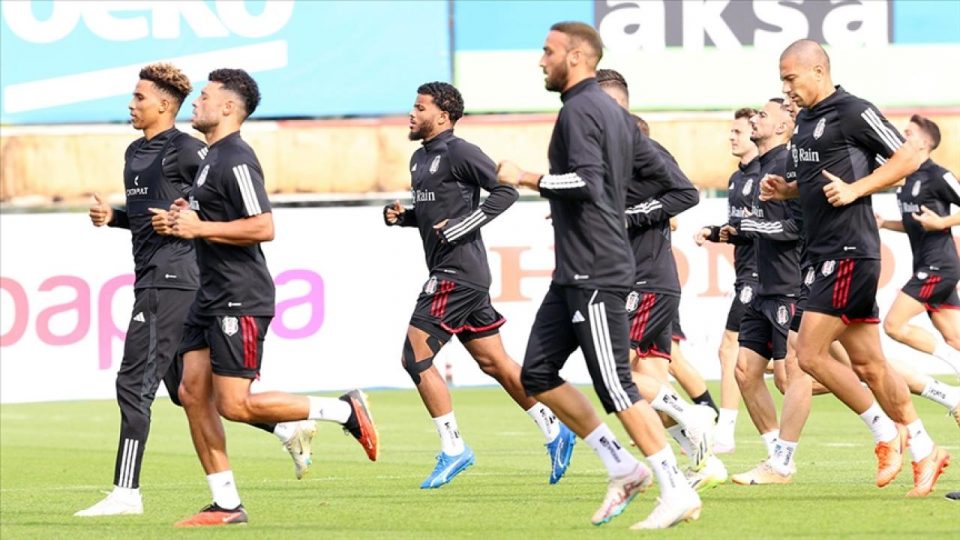 Beşiktaş’ta Antalyaspor maçının kamp kadrosu açıklandı