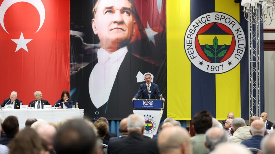Fenerbahçe Başkanı Ali Koç: Bunlardan kurtulmadan bu futbol kurtulmaz