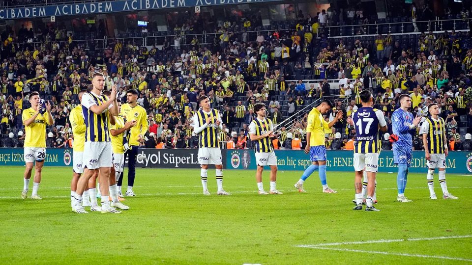 Fenerbahçe liderliği Galatasaray’a kaptırdı