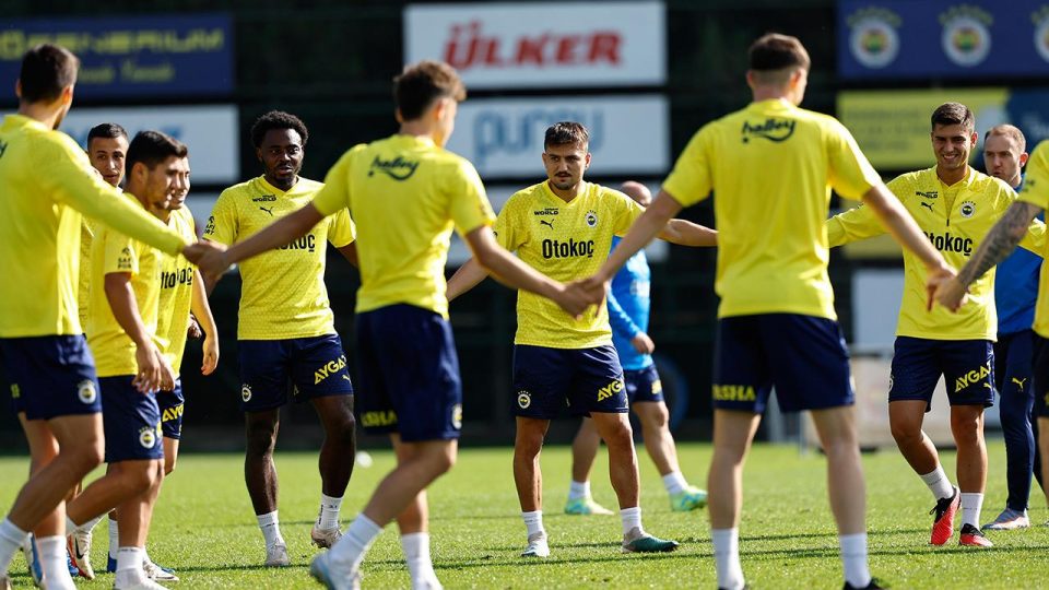 Fenerbahçe’nin Ludogorets maçı kamp kadrosu açıklandı