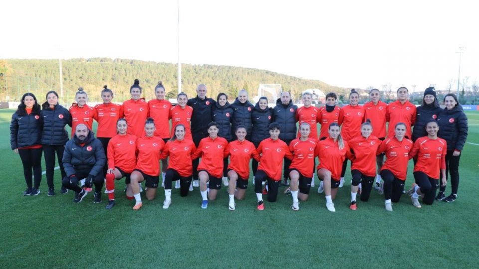 Kadın Milli Takımı “Litvanya ve Gürcistan” maçları hazırlıklarına başladı